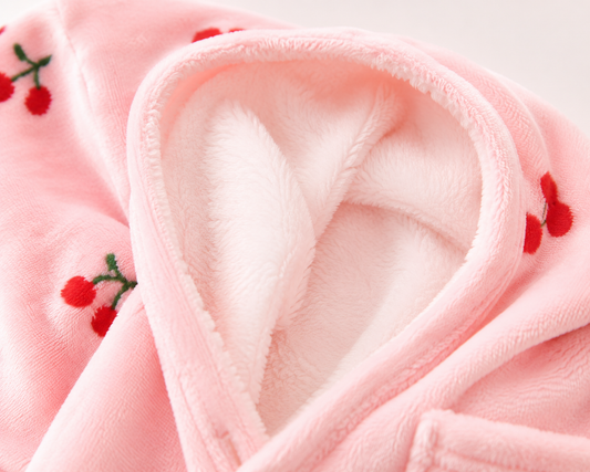 Bata Térmica Infantil con Capucha Cerezas | Polar Extra Suave para Niña
